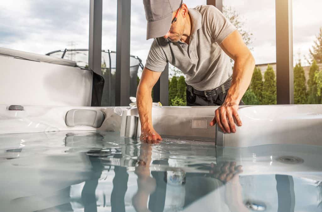hot tub cleaning