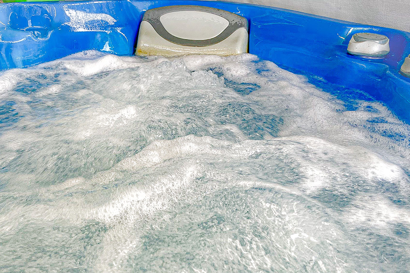 hot tubs for sale