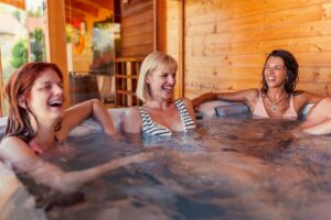 three person hot tubs