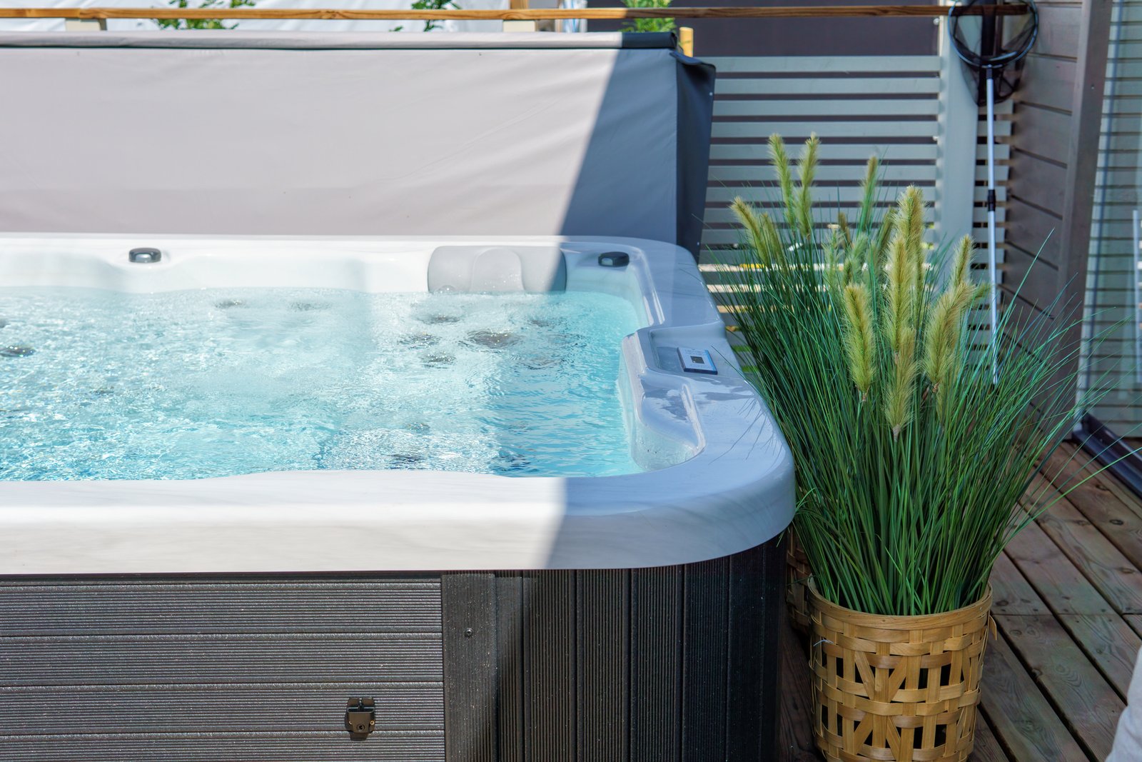 used hot tubs for sale