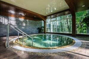commercial hot tubs